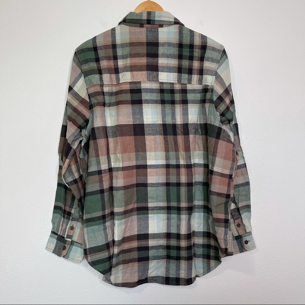 Universal Thread Sage Green Grid Plaid Button Down Shirt Shacket - Picture 8 of 10